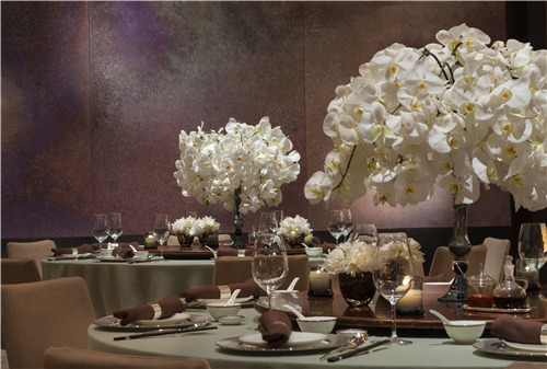 Rosewood Beijing_Ballroom_Round Table Set Up.jpg