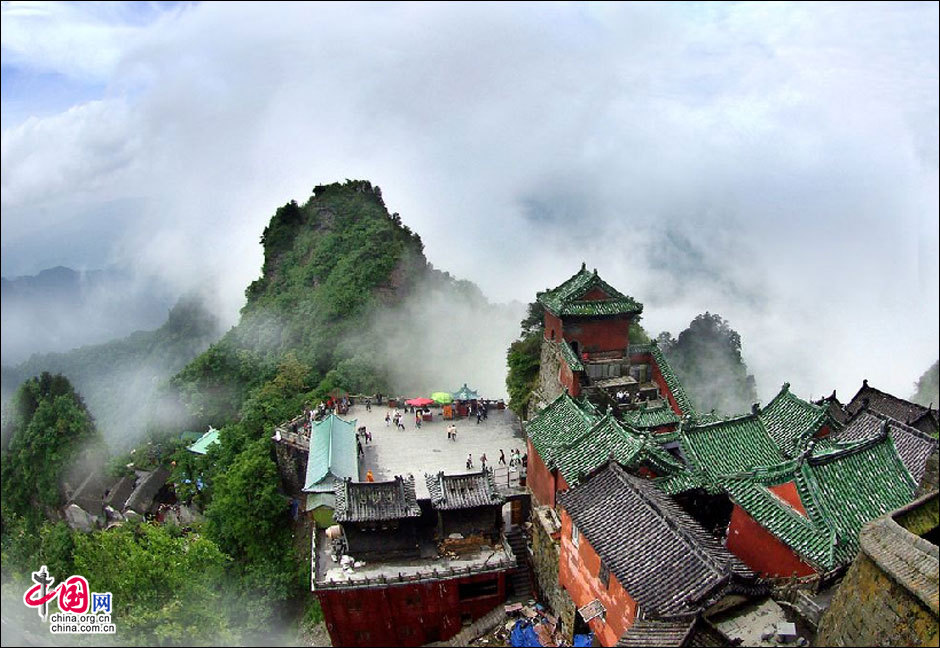 地理中国：中国独一无二的武当山夏季美景